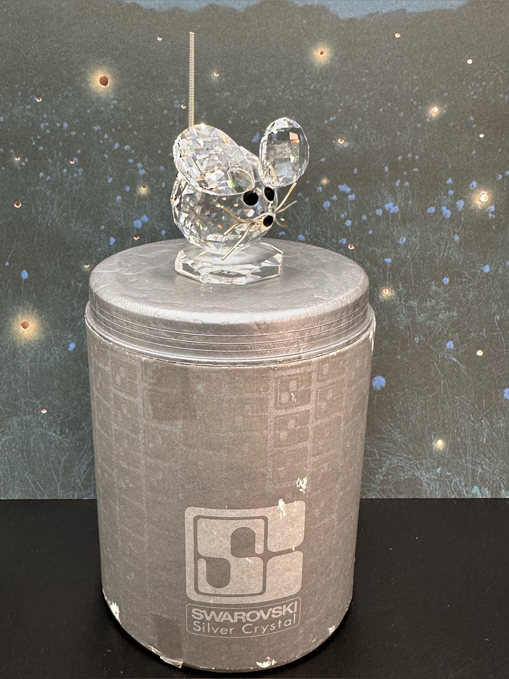 Viintage Swarovski Large Crystal faceted mouse figurine original box. 1976